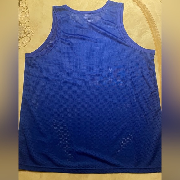 Like New Champion Single Layer Men’s tank - Picture 2 of 9